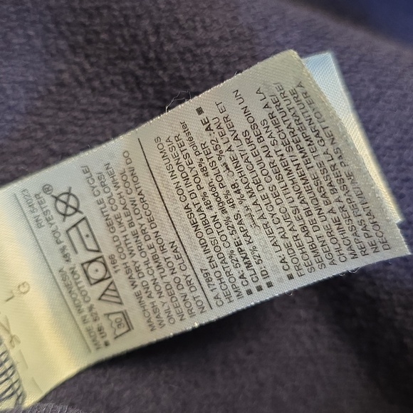 Old Navy Blue Long Sleeve Top with "WINS" Heart Detail - Picture 5 of 6